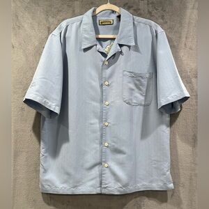 VTG Field and Stream Short Sleeve Blue Embroidered Button Down Men’s Size Large